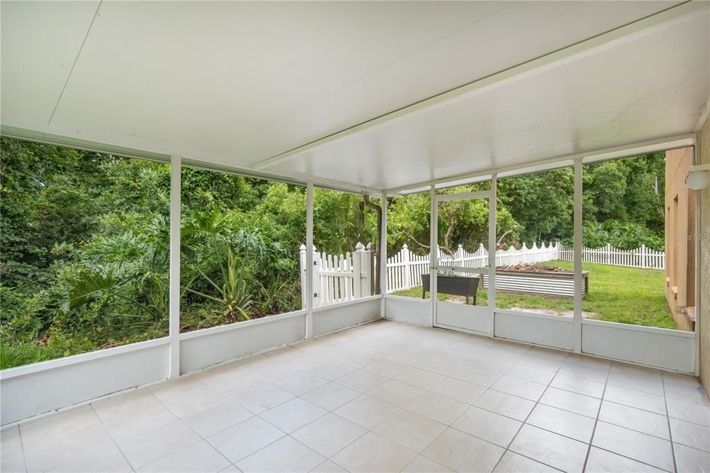 For Sale: $528,000 (4 beds, 2 baths, 2870 Square Feet)