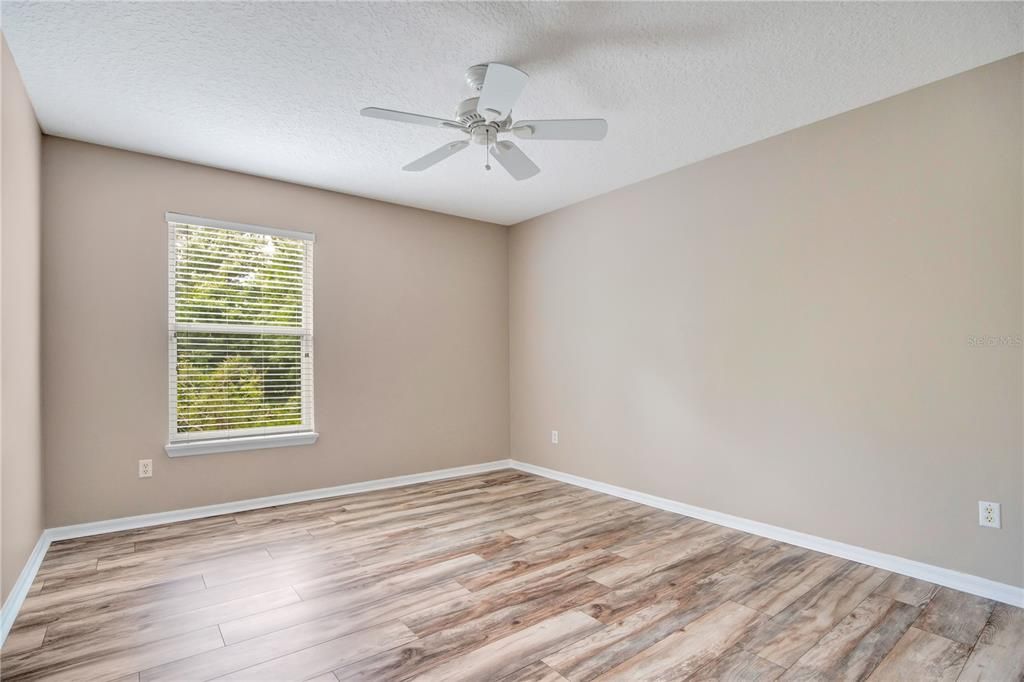 For Sale: $528,000 (4 beds, 2 baths, 2870 Square Feet)