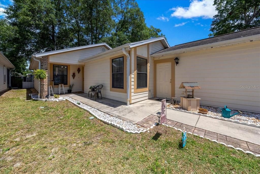For Sale: $209,900 (3 beds, 2 baths, 1182 Square Feet)