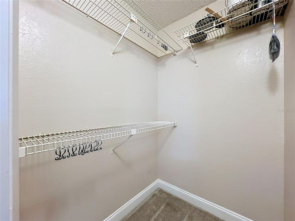 En Venta: $179,900 (2 camas, 2 baños, 1019 Pies cuadrados)