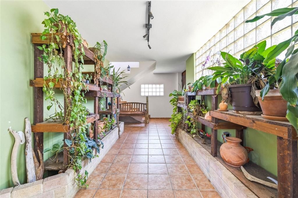 For Sale: $390,000 (3 beds, 2 baths, 1940 Square Feet)