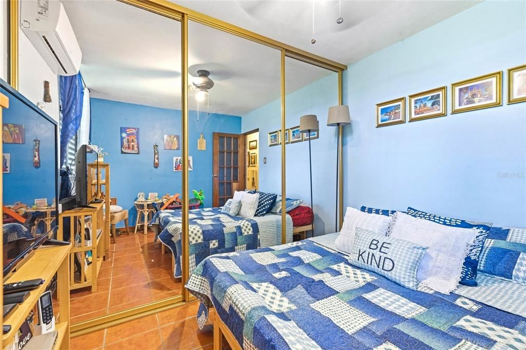 For Sale: $390,000 (3 beds, 2 baths, 1940 Square Feet)