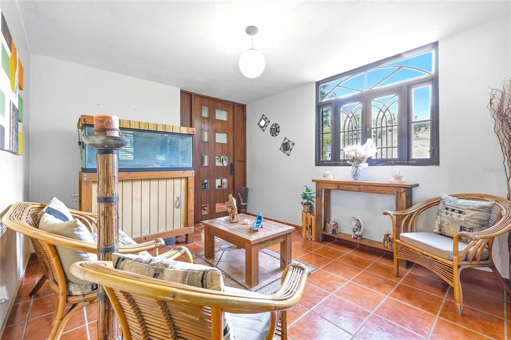 For Sale: $390,000 (3 beds, 2 baths, 1940 Square Feet)