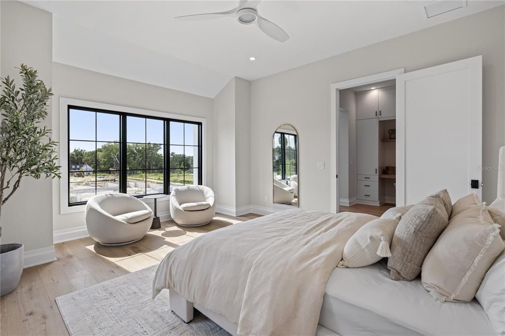 Activo con contrato: $3,495,000 (5 camas, 5 baños, 5001 Pies cuadrados)