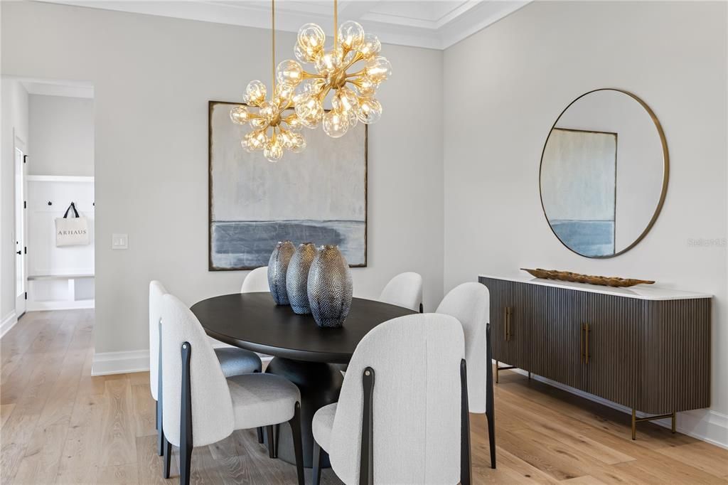Activo con contrato: $3,495,000 (5 camas, 5 baños, 5001 Pies cuadrados)