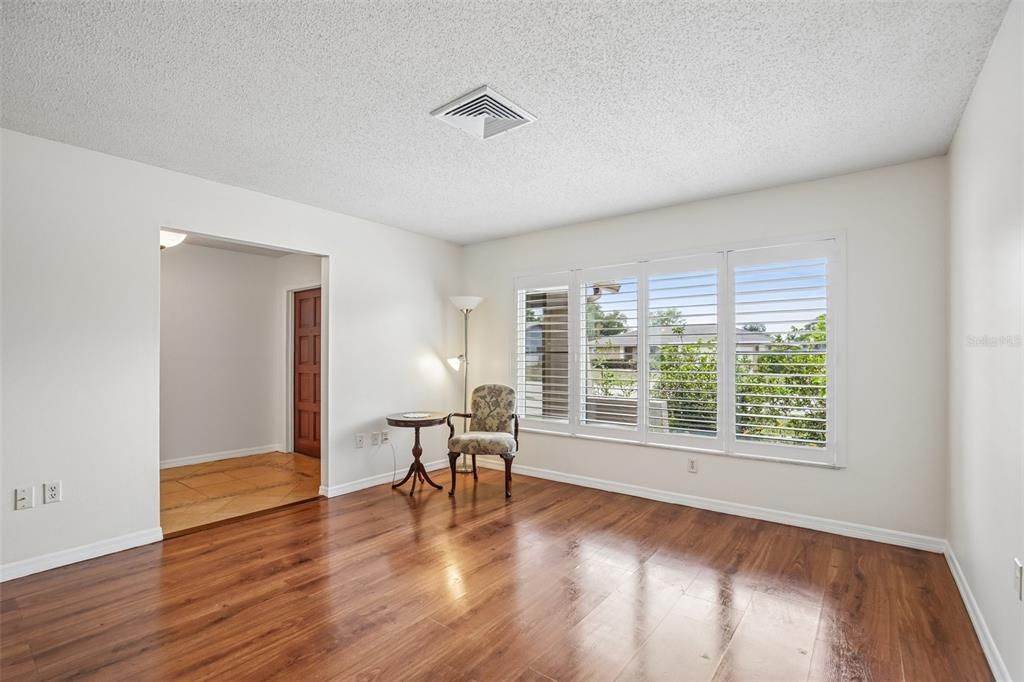 For Sale: $519,900 (3 beds, 2 baths, 2160 Square Feet)