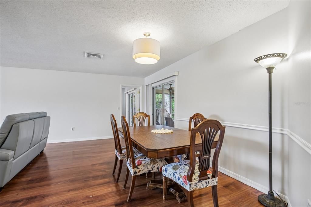 For Sale: $519,900 (3 beds, 2 baths, 2160 Square Feet)