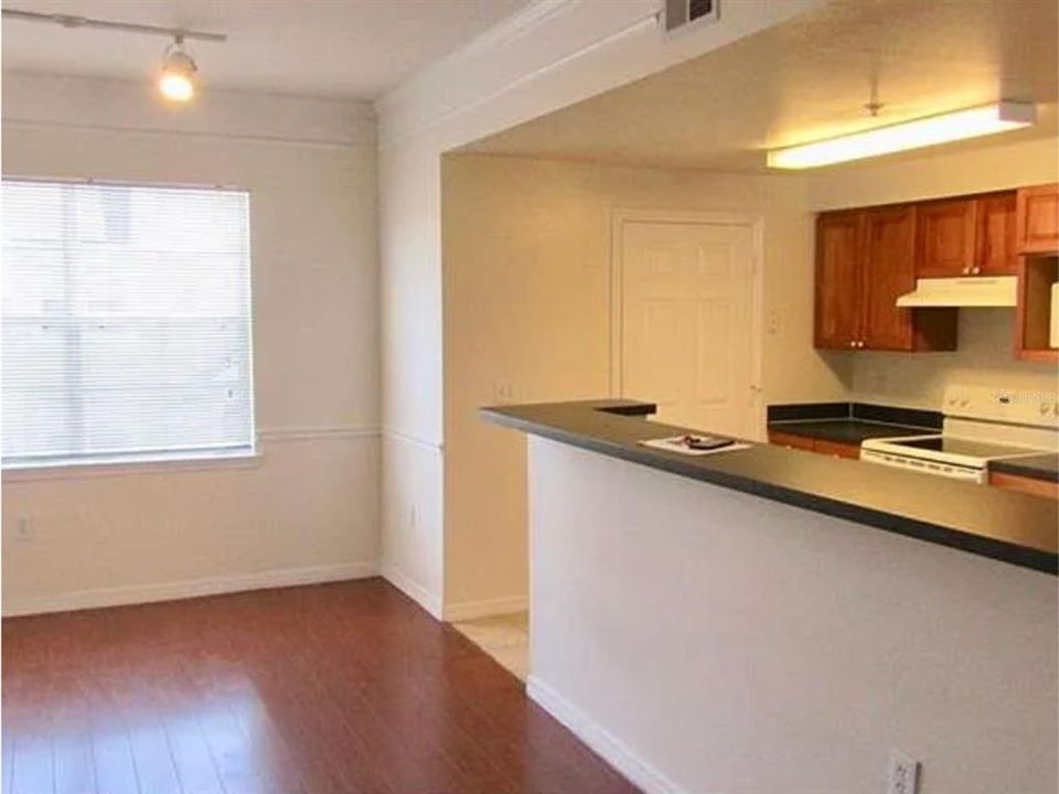 For Sale: $234,000 (2 beds, 2 baths, 1548 Square Feet)