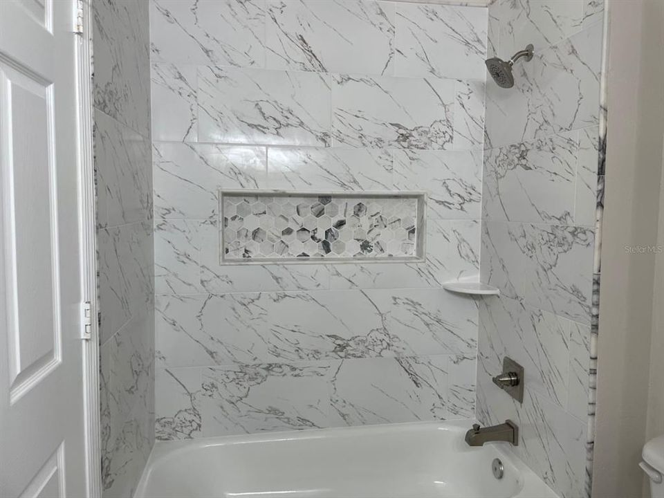 En Venta: $249,900 (2 camas, 2 baños, 1548 Pies cuadrados)