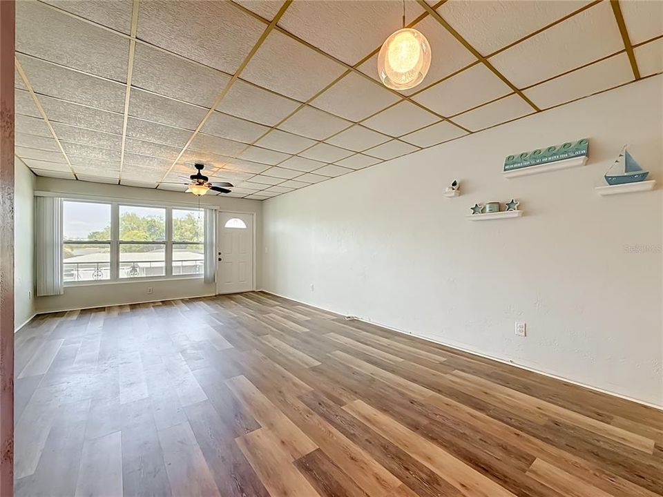 En Venta: $126,000 (2 camas, 2 baños, 1025 Pies cuadrados)
