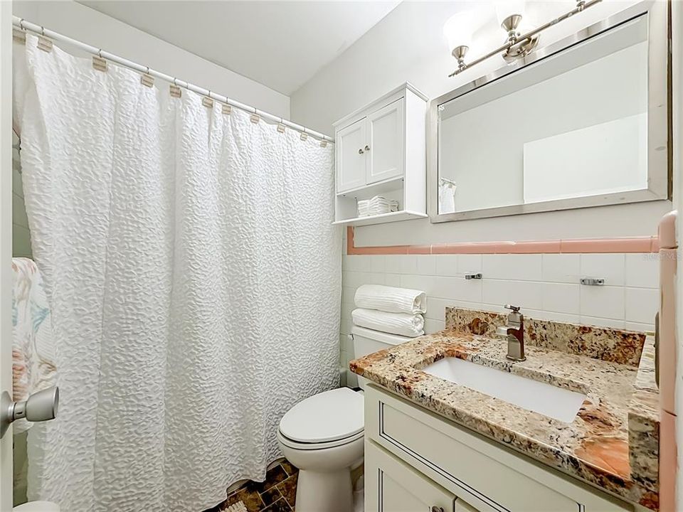 En Venta: $126,000 (2 camas, 2 baños, 1025 Pies cuadrados)