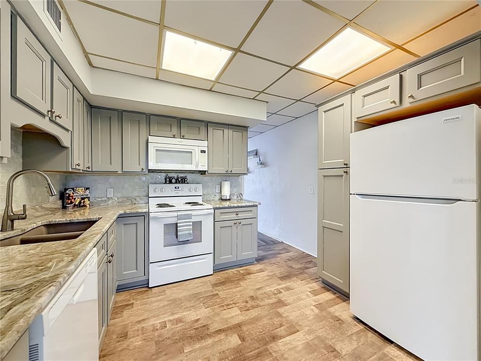 En Venta: $126,000 (2 camas, 2 baños, 1025 Pies cuadrados)