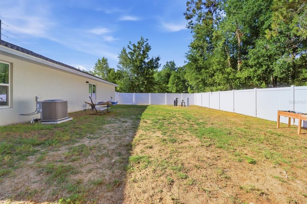Active With Contract: $225,000 (3 beds, 2 baths, 1201 Square Feet)