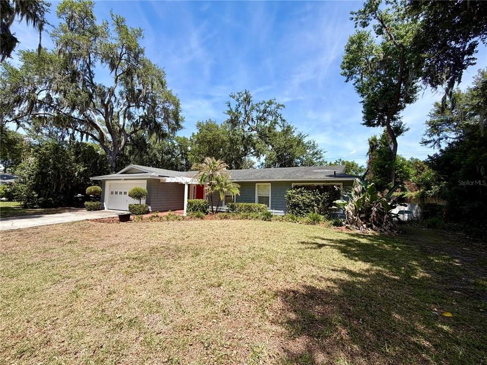 En Venta: $395,000 (3 camas, 2 baños, 1940 Pies cuadrados)