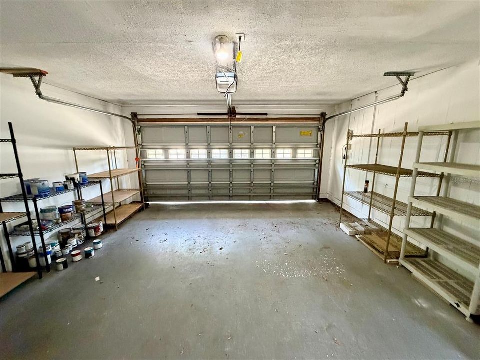 En Venta: $395,000 (3 camas, 2 baños, 1940 Pies cuadrados)