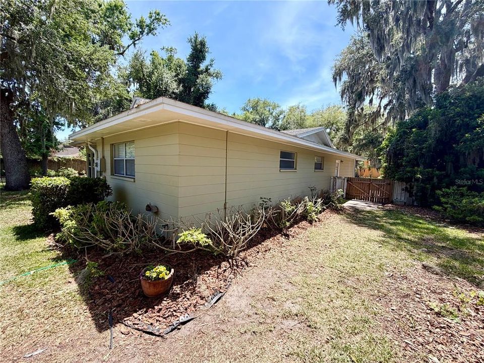 En Venta: $395,000 (3 camas, 2 baños, 1940 Pies cuadrados)