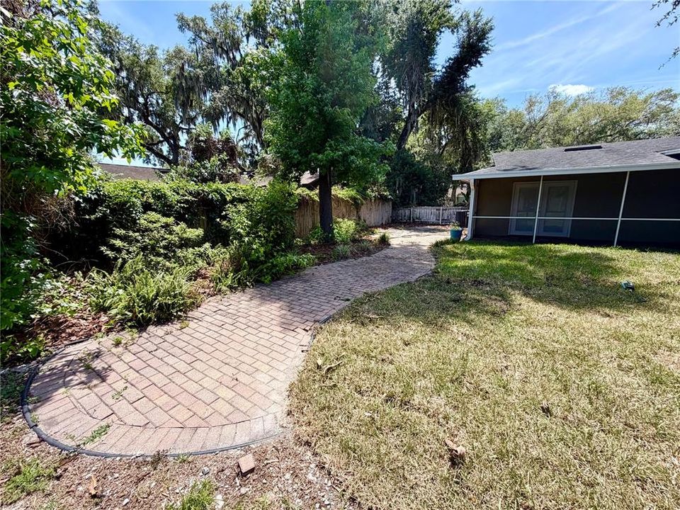 En Venta: $395,000 (3 camas, 2 baños, 1940 Pies cuadrados)