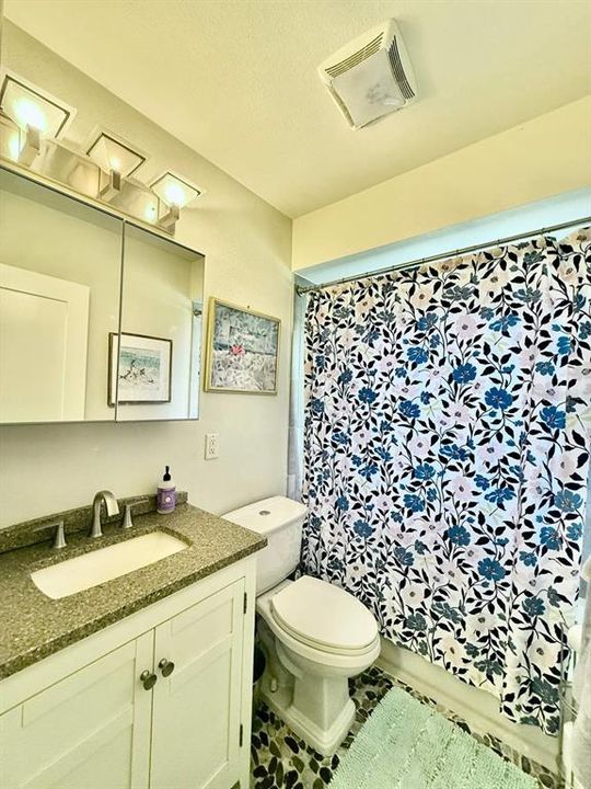 В аренду: $3,000 (3 спален, 2 ванн, 1284 Квадратных фут)