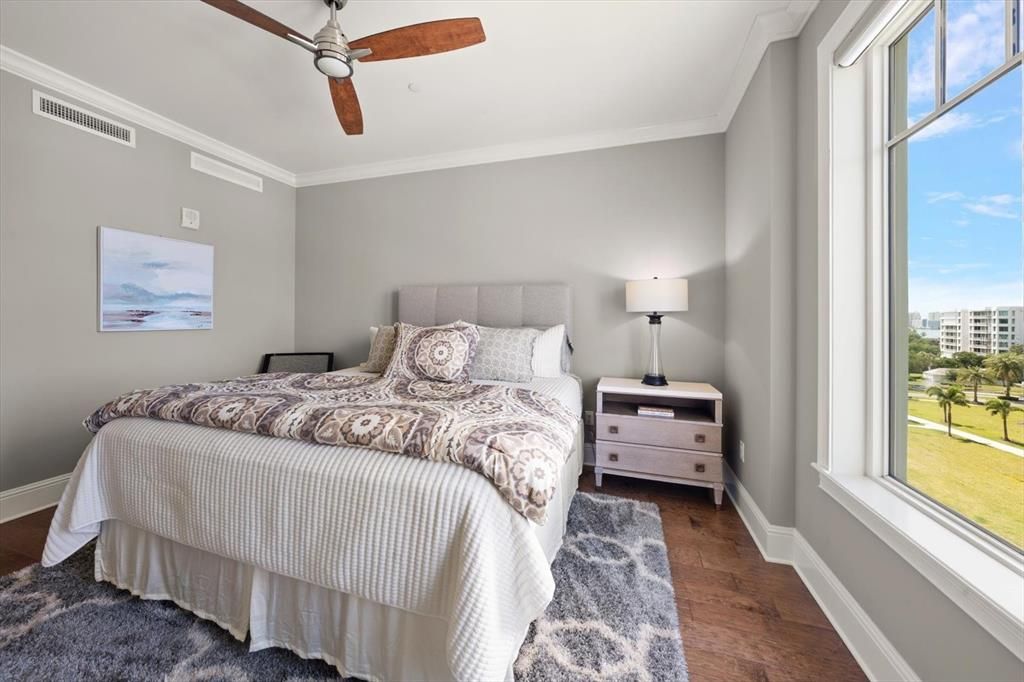 For Sale: $2,000,000 (3 beds, 2 baths, 2348 Square Feet)
