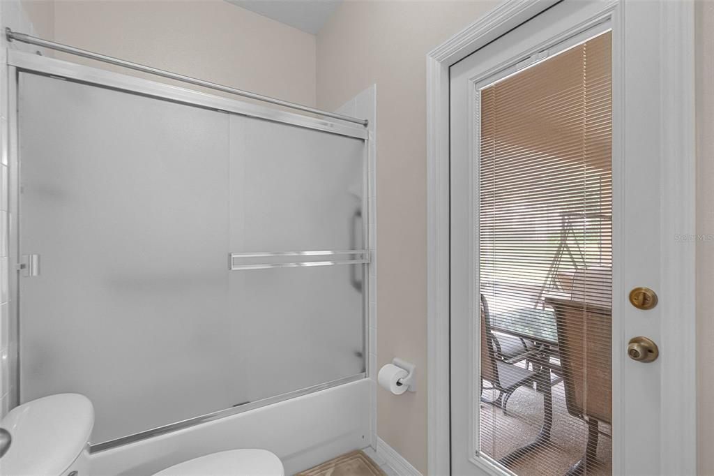 Activo con contrato: $540,000 (4 camas, 3 baños, 3173 Pies cuadrados)