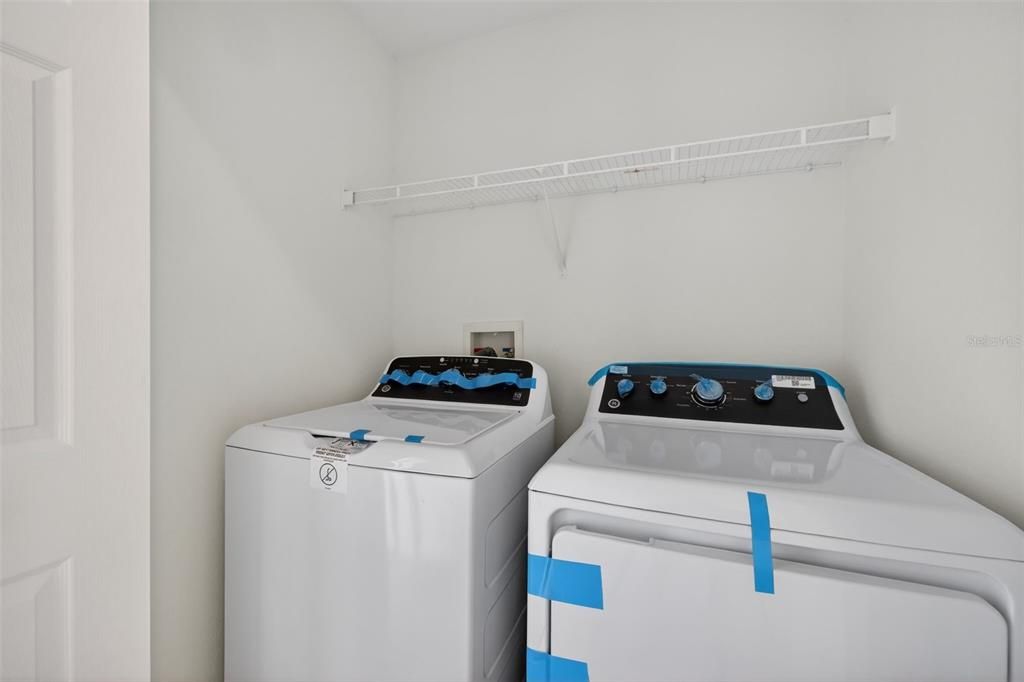 Active With Contract: $228,500 (2 beds, 2 baths, 1297 Square Feet)