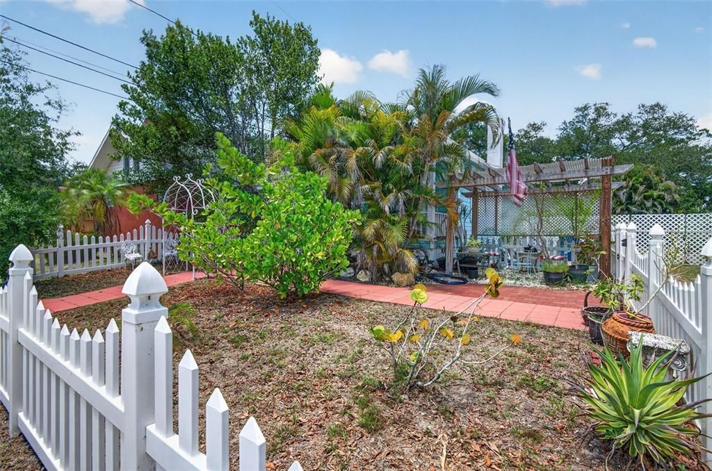 Activo con contrato: $199,000 (1 camas, 1 baños, 603 Pies cuadrados)
