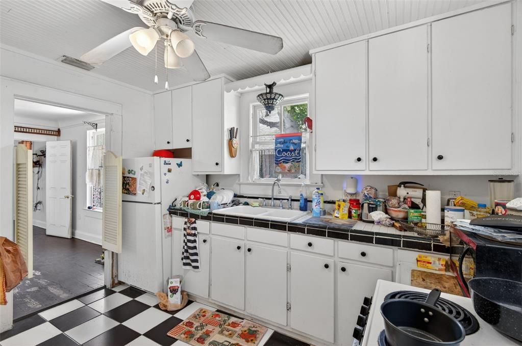 Activo con contrato: $199,000 (1 camas, 1 baños, 603 Pies cuadrados)