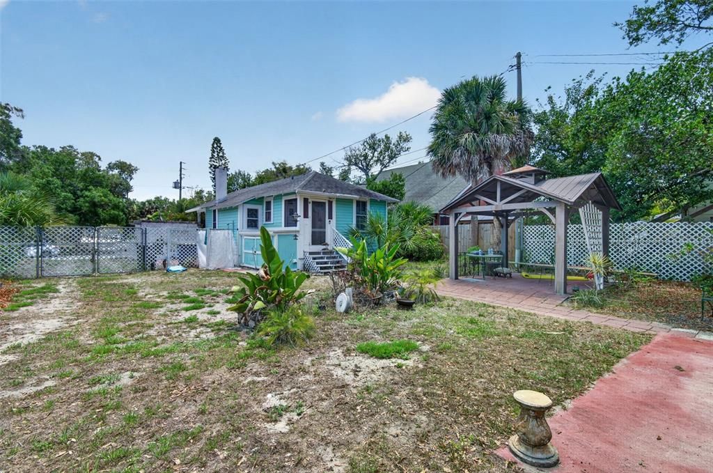 Activo con contrato: $199,000 (1 camas, 1 baños, 603 Pies cuadrados)