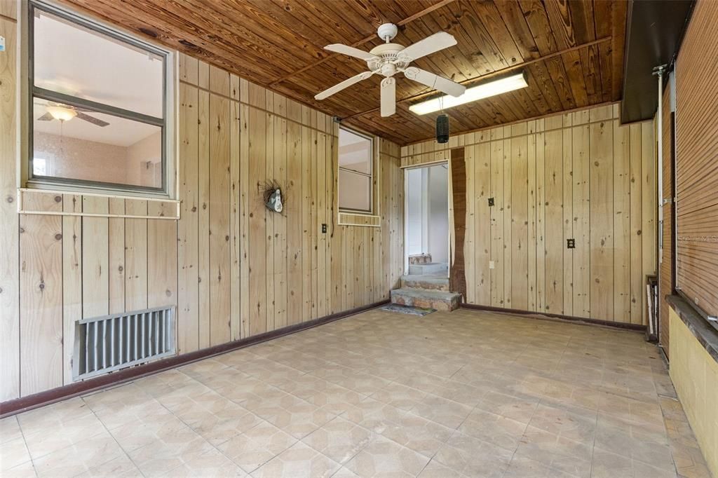 На продажу: $365,000 (3 спален, 2 ванн, 1569 Квадратных фут)