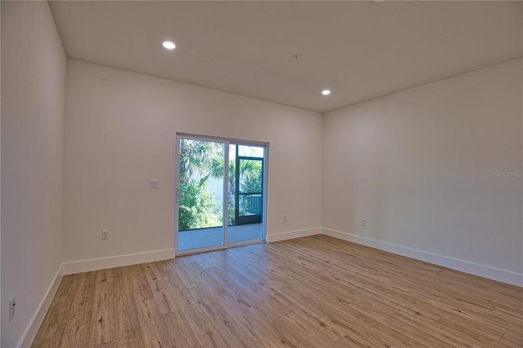 En Renta: $1,645 (3 camas, 2 baños, 1168 Pies cuadrados)