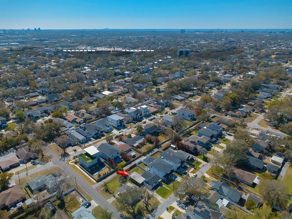 Active With Contract: $3,000 (3 beds, 2 baths, 1224 Square Feet)