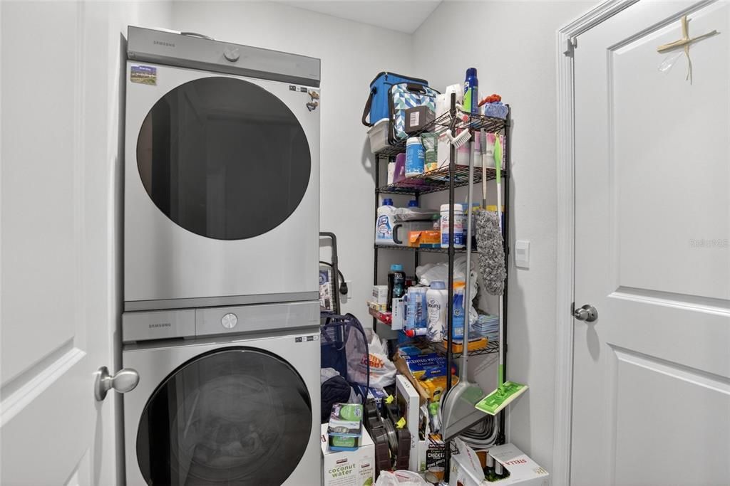 For Rent: $2,999 (3 beds, 2 baths, 2035 Square Feet)