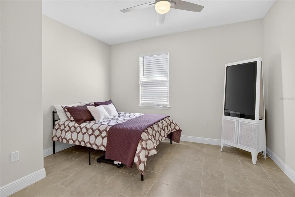 For Rent: $2,999 (3 beds, 2 baths, 2035 Square Feet)