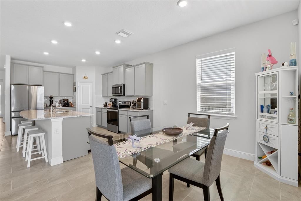 For Rent: $2,999 (3 beds, 2 baths, 2035 Square Feet)