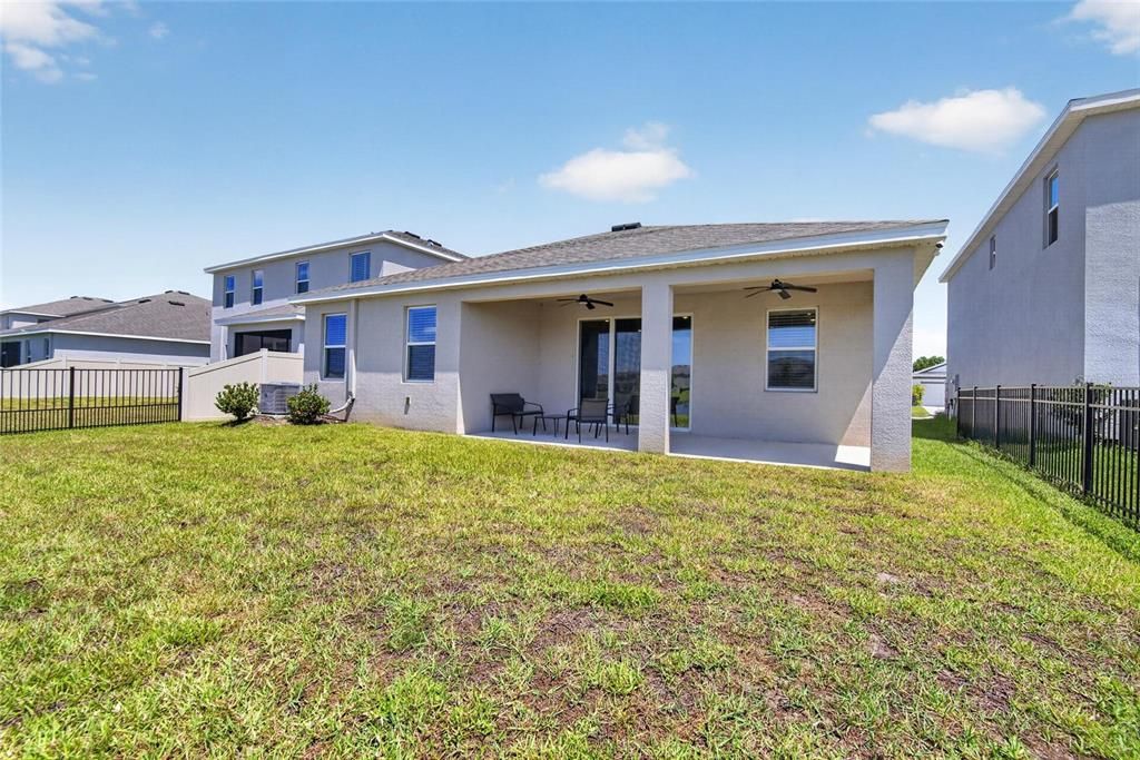 For Rent: $2,999 (3 beds, 2 baths, 2035 Square Feet)