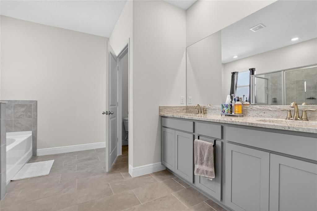 For Rent: $2,999 (3 beds, 2 baths, 2035 Square Feet)