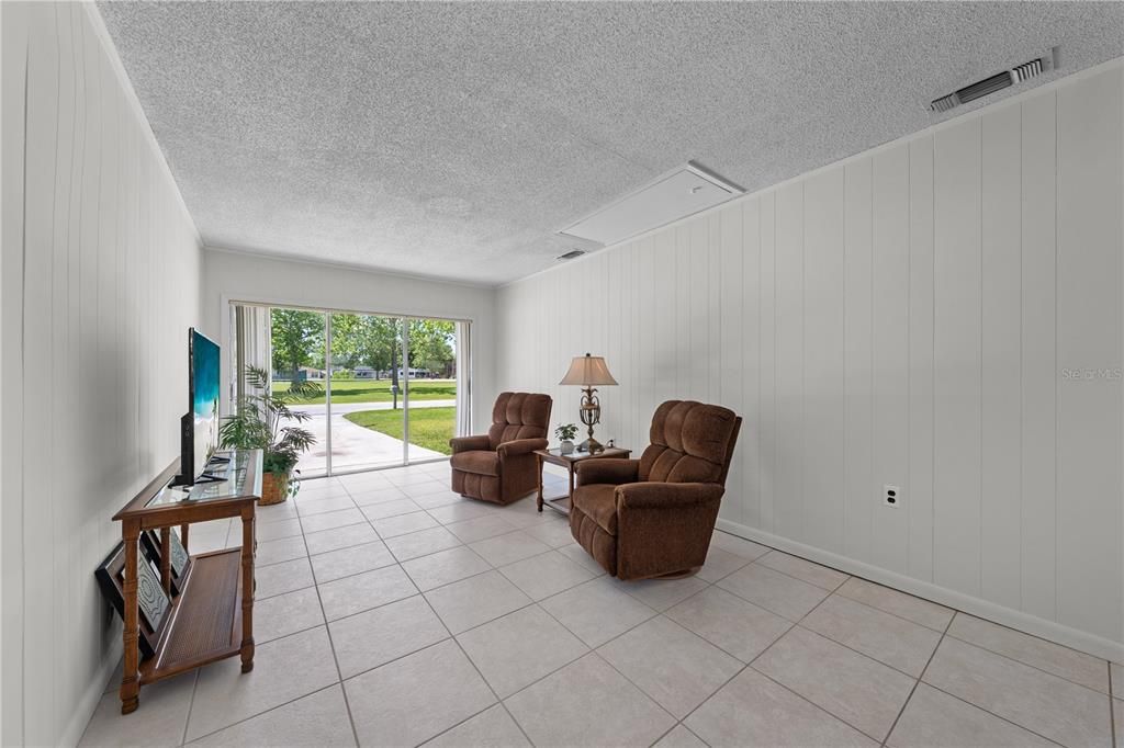 Active With Contract: $320,000 (3 beds, 2 baths, 1450 Square Feet)