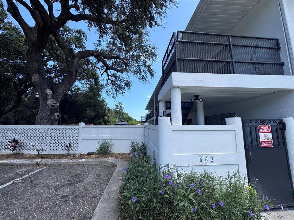 For Rent: $1,749 (3 beds, 1 baths, 1100 Square Feet)
