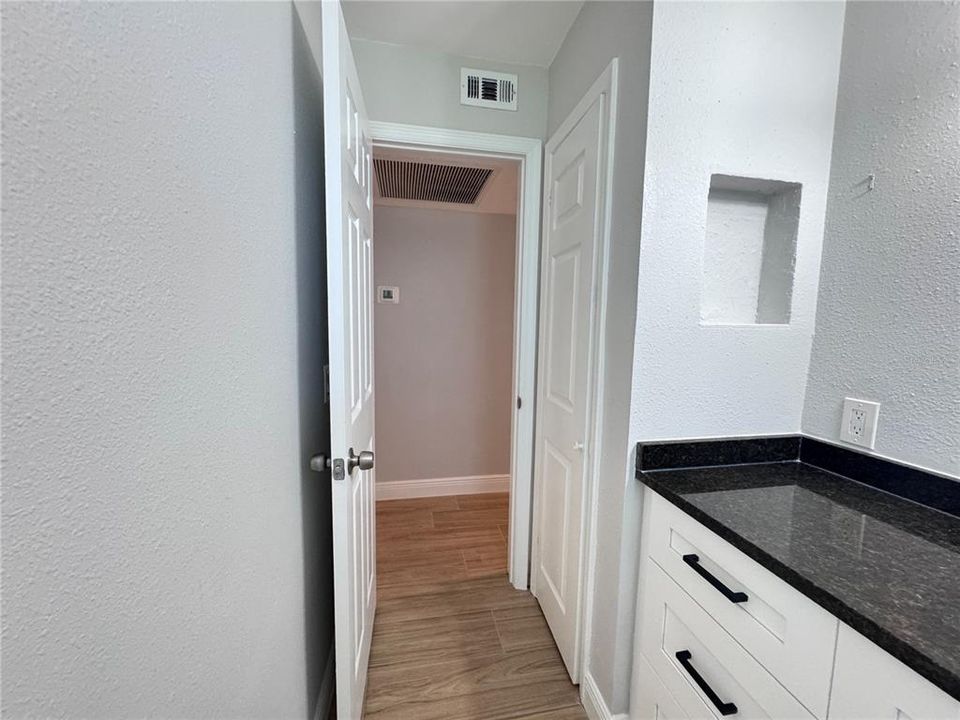 For Rent: $1,749 (3 beds, 1 baths, 1100 Square Feet)