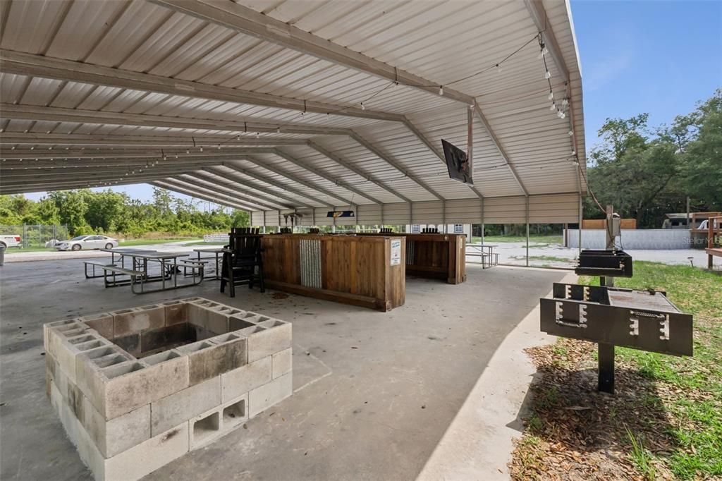 For Sale: $850,000 (94.00 acres)