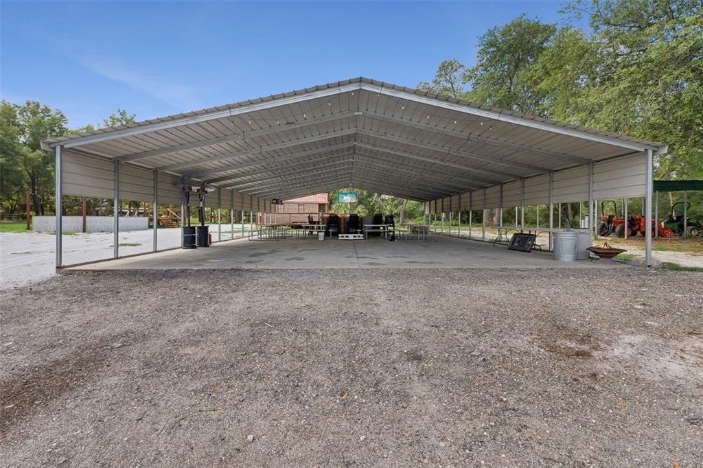 For Sale: $850,000 (94.00 acres)