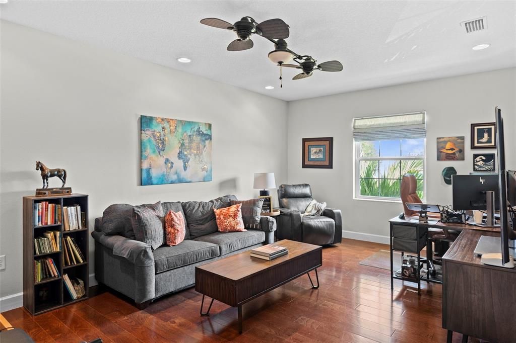 For Sale: $825,000 (4 beds, 3 baths, 2935 Square Feet)