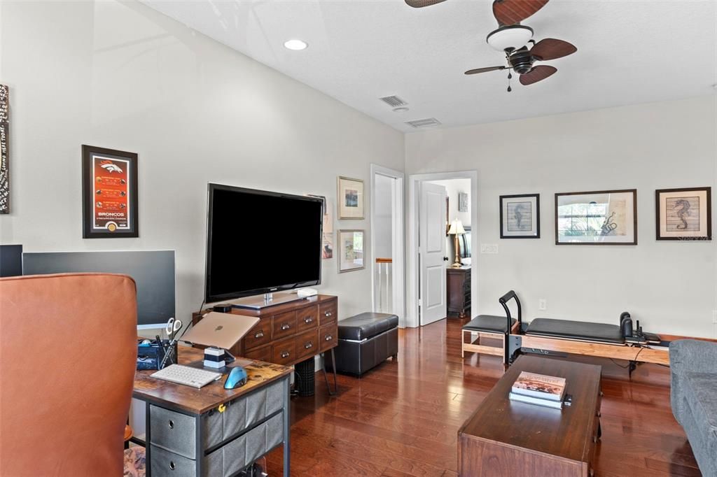 For Sale: $825,000 (4 beds, 3 baths, 2935 Square Feet)