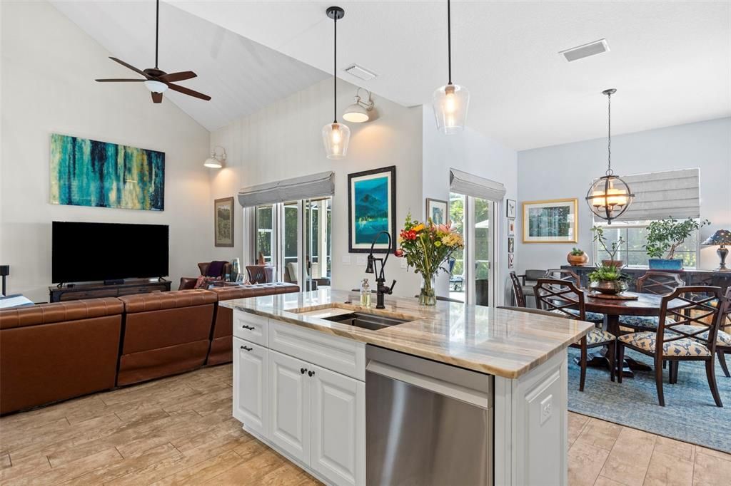 For Sale: $825,000 (4 beds, 3 baths, 2935 Square Feet)