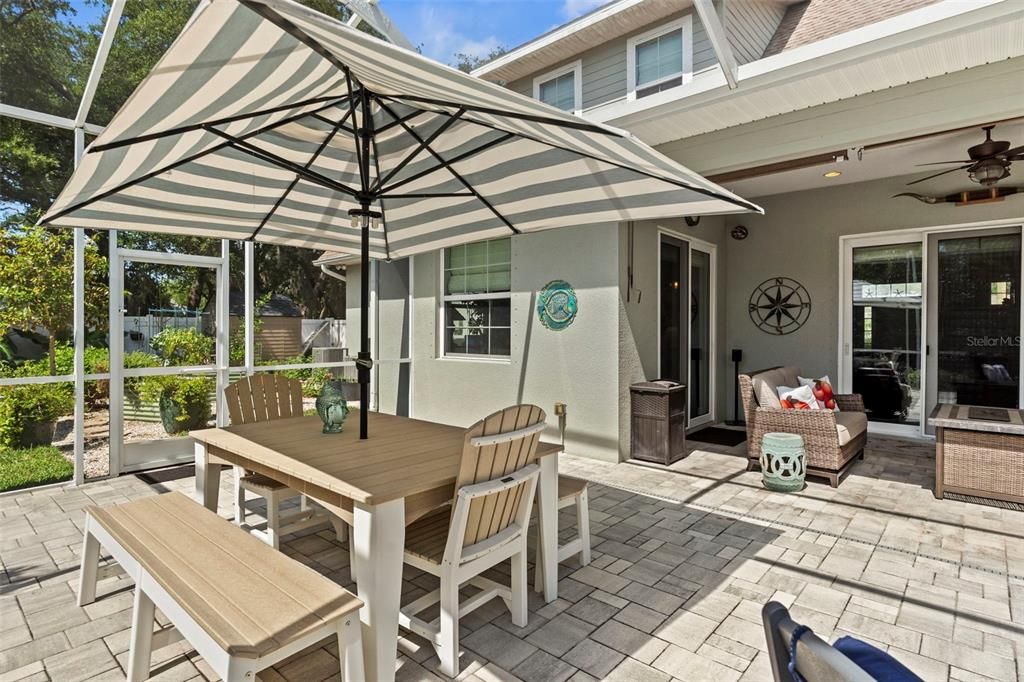 For Sale: $825,000 (4 beds, 3 baths, 2935 Square Feet)