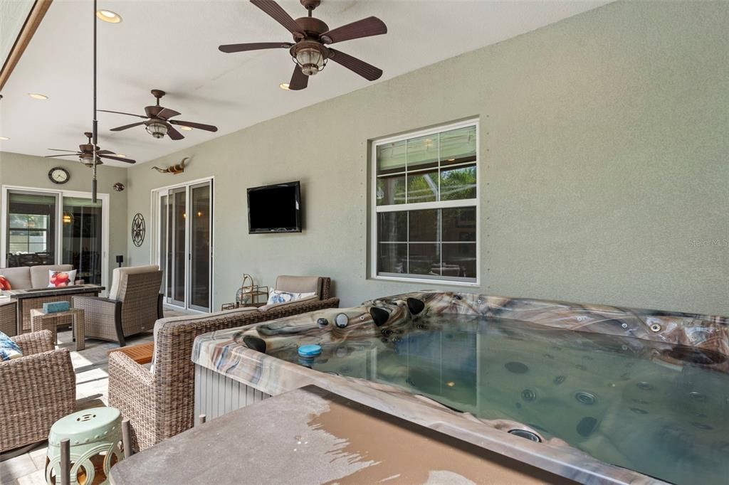 For Sale: $825,000 (4 beds, 3 baths, 2935 Square Feet)