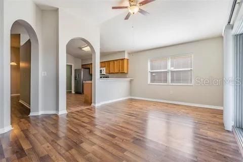 For Sale: $385,000 (3 beds, 2 baths, 1704 Square Feet)