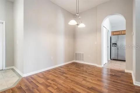 For Sale: $385,000 (3 beds, 2 baths, 1704 Square Feet)