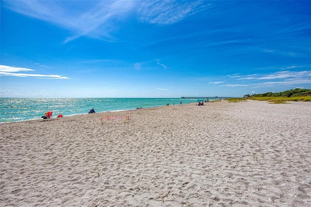 For Sale: $240,000 (2 beds, 2 baths, 1013 Square Feet)