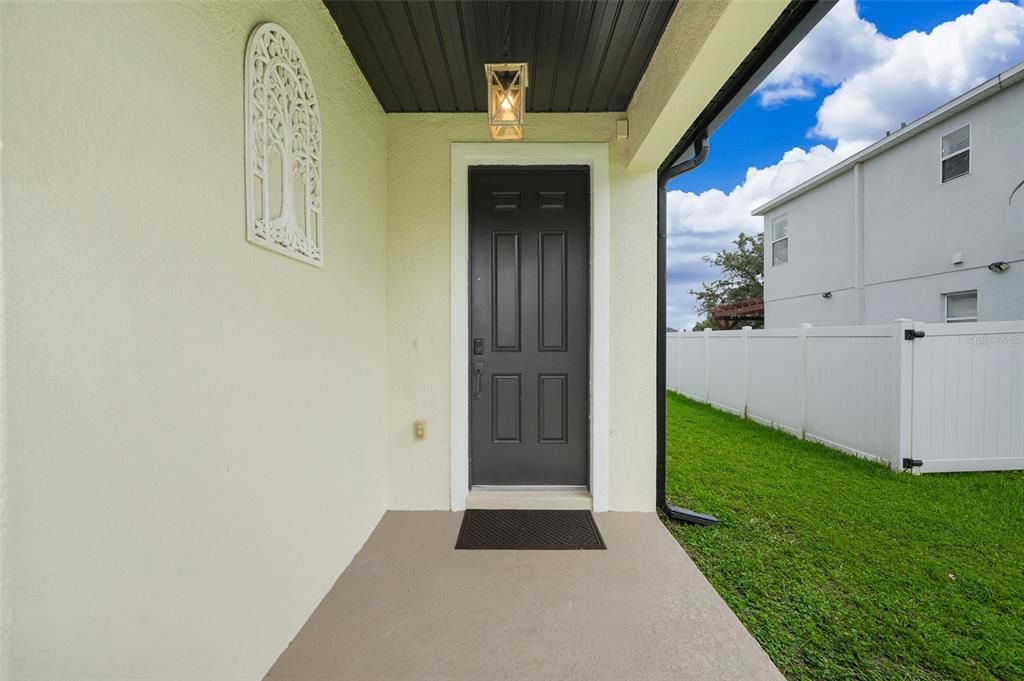For Sale: $390,000 (4 beds, 2 baths, 1960 Square Feet)
